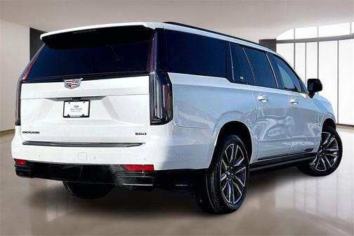 2022 Cadillac Escalade ESV Sport