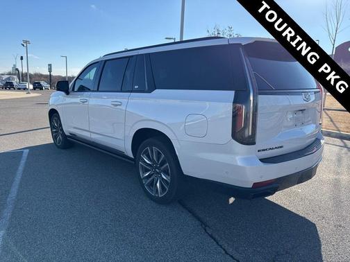 2022 Cadillac Escalade ESV Sport