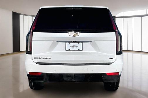 2022 Cadillac Escalade ESV Sport