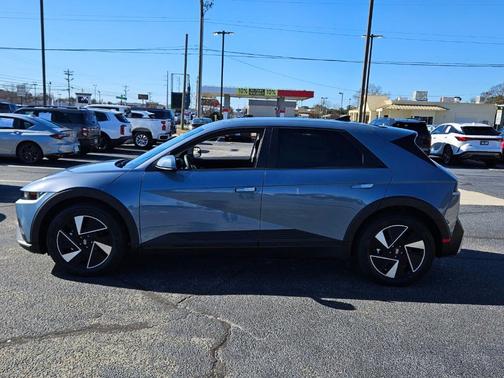 2026 Hyundai IONIQ 5 SEL