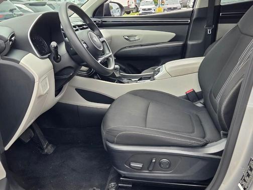 Shimmering Silver 2024 Hyundai TUCSON SEL