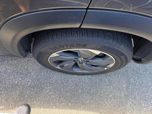 Gun Metallic 2025 Nissan Rogue SV