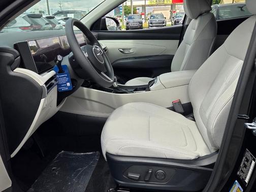 Phantom Black 2026 Hyundai TUCSON SEL