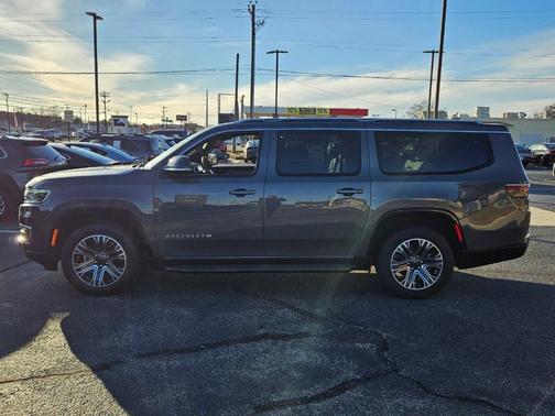 2024 Jeep Wagoneer L Series II