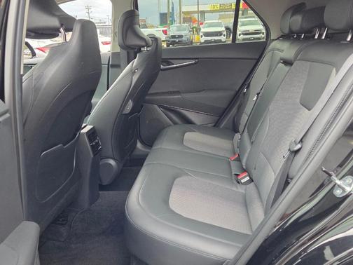 2023 Kia Niro EX Touring