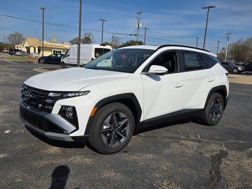 White Pearl 2026 Hyundai TUCSON SEL Premium