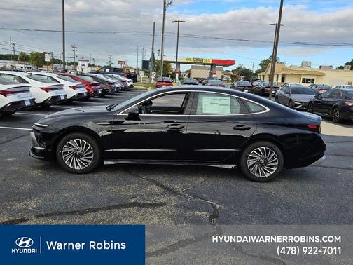 2025 Hyundai SONATA Hybrid SEL