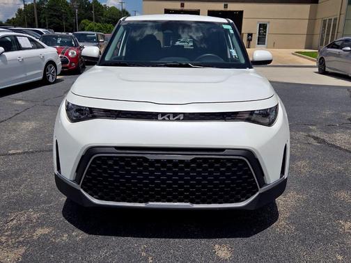 Gray 2025 Kia Soul LX