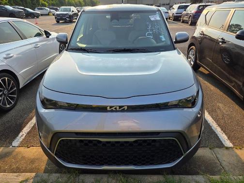 Gray 2025 Kia Soul LX