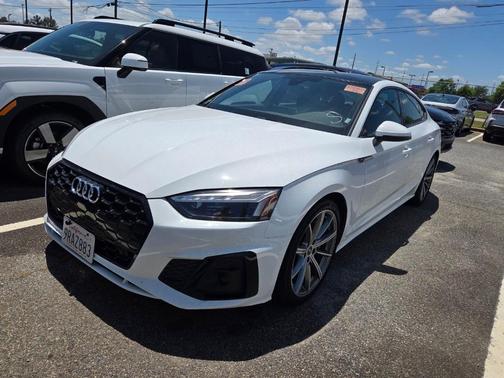 Arkona White 2025 Audi A5 Sportback 45 S line quattro Premium