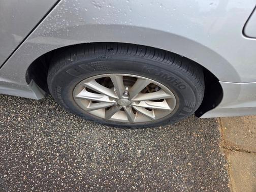 Symphony Silver 2018 Hyundai SONATA SE