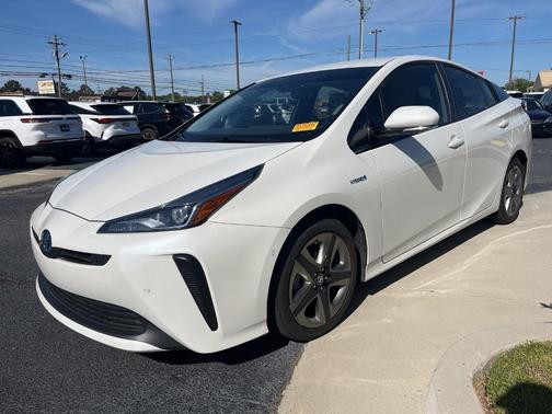 Super White 2019 Toyota Prius Limited