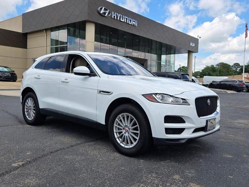 Fuji White 2019 Jaguar F-PACE 25t