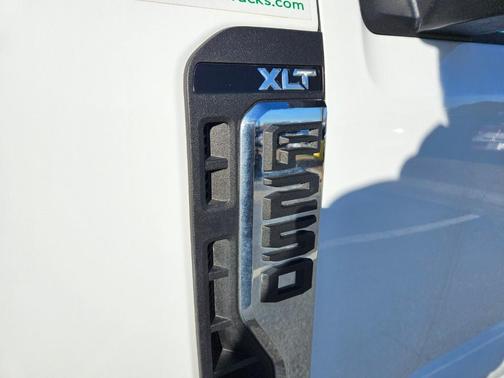 2025 Ford F-250 XLT