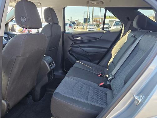 Sterling Gray Metallic 2024 Chevrolet Equinox LT