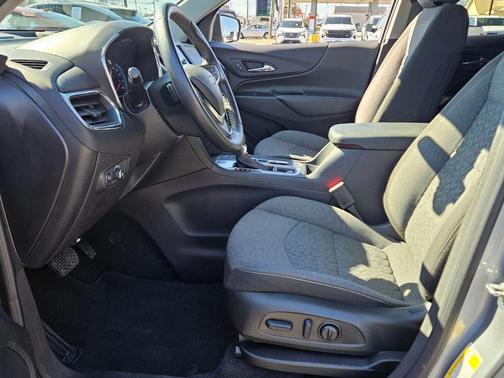 Sterling Gray Metallic 2024 Chevrolet Equinox LT