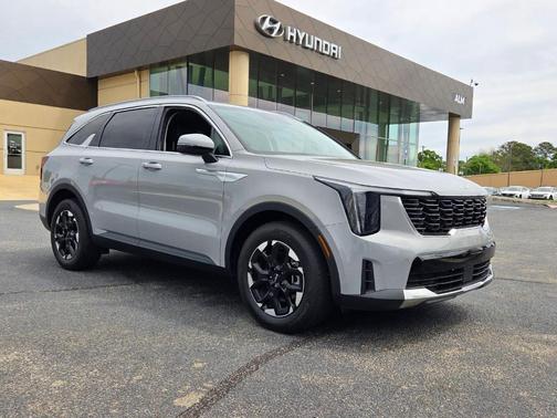 Wolf Gray 2025 Kia Sorento S