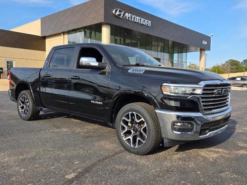 Diamond Black 2025 RAM 1500 Laramie
