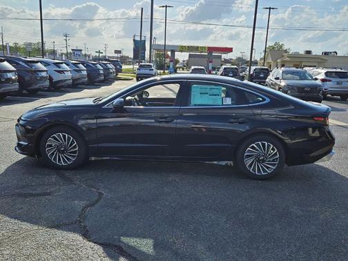 Carbon Blue 2025 Hyundai SONATA Hybrid Limited