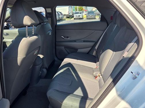 White 2026 Hyundai ELANTRA SE