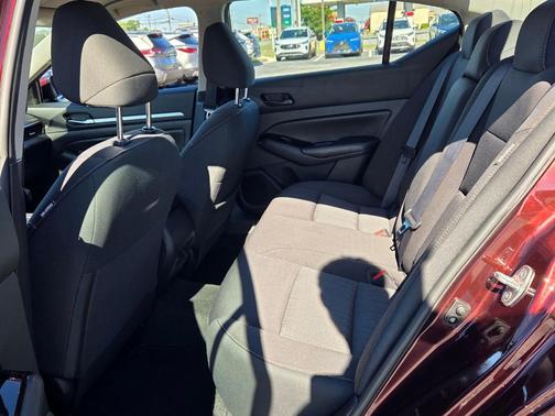 Garnet Pearl 2023 Nissan Altima 2.5 SV