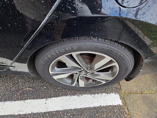 2015 Hyundai ELANTRA Limited