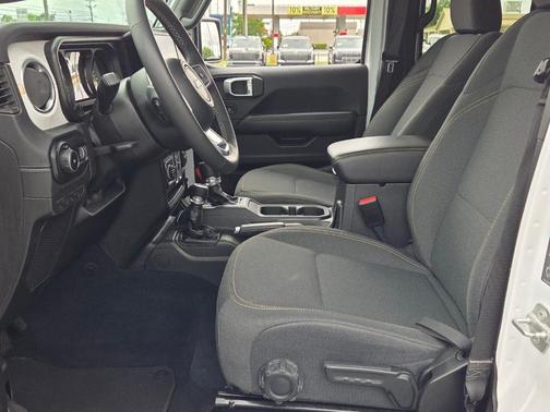Bright White Clearcoat 2025 Jeep Wrangler Sahara