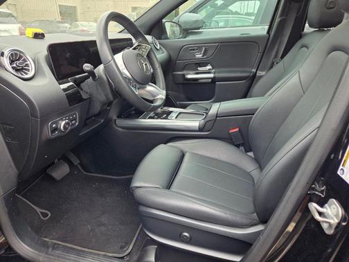 2024 Mercedes-Benz GLA 250 Base