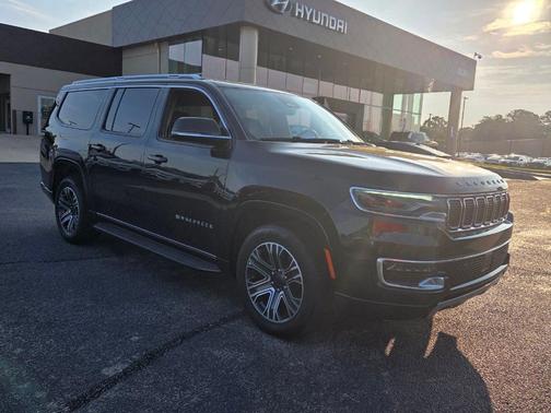 Diamond Black 2024 Jeep Wagoneer L Series II
