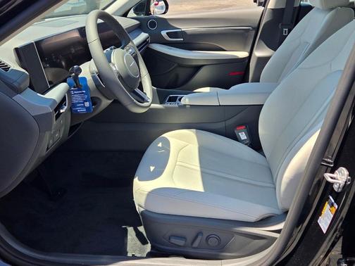 Black 2026 Hyundai SONATA SEL Sport