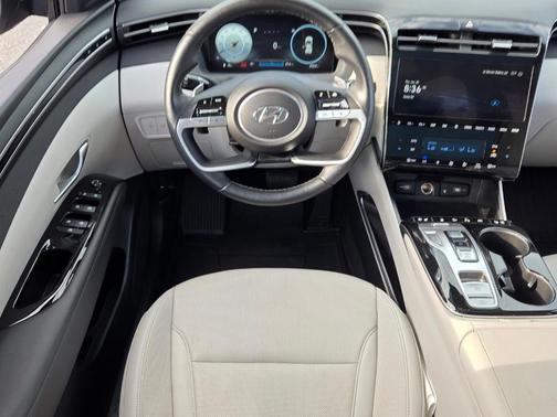 Black Pearl 2024 Hyundai TUCSON Limited