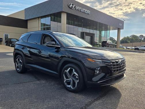 Black Pearl 2024 Hyundai TUCSON Limited