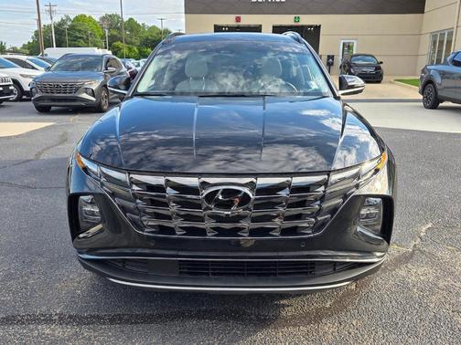 Black Pearl 2024 Hyundai TUCSON Limited