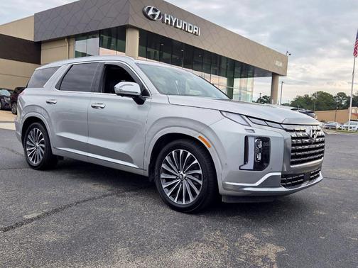 Silver 2023 Hyundai PALISADE Calligraphy