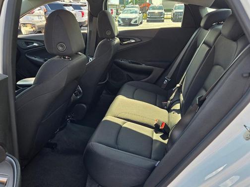 Summit White 2024 Chevrolet Malibu LT