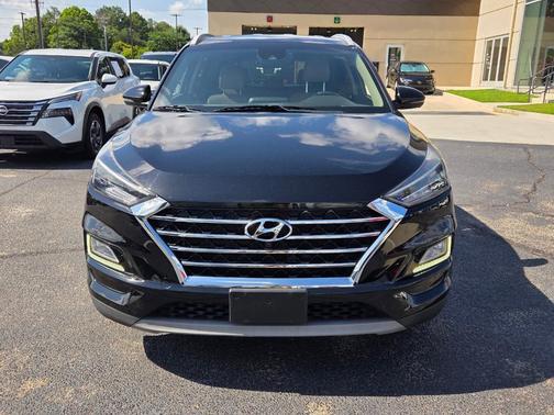 Black Noir Pearl 2020 Hyundai TUCSON Limited