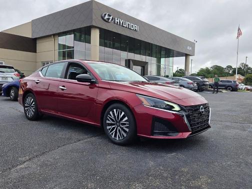 Scarlet Ember 2025 Nissan Altima SV