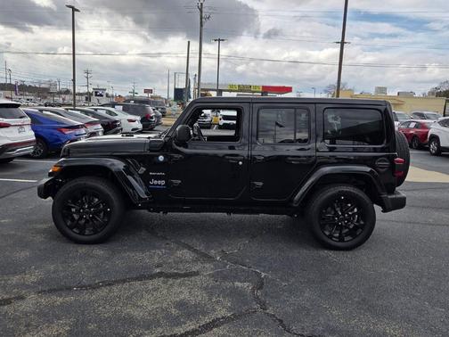 Black Clearcoat 2024 Jeep Wrangler 4xe Sahara