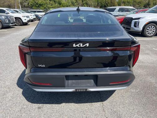 2025 Kia K4 