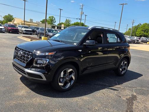Onyx Black 2026 Hyundai VENUE SEL