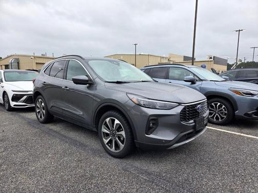 Gray 2024 Ford Escape Platinum