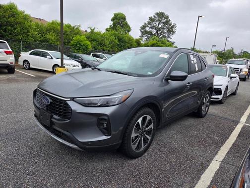 Gray 2024 Ford Escape Platinum
