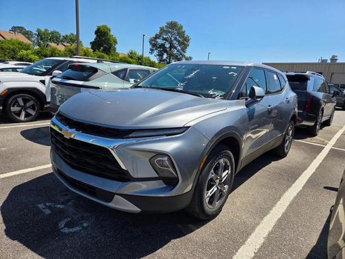Sterling Gray Metallic 2025 Chevrolet Blazer LT