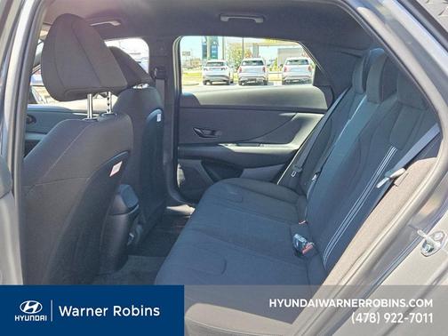 2025 Hyundai ELANTRA HEV SEL Sport