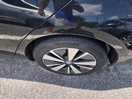Super Black Clearcoat 2021 Nissan Altima 2.5 SV