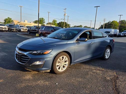 Lakeshore Blue Metallic 2024 Chevrolet Malibu LT