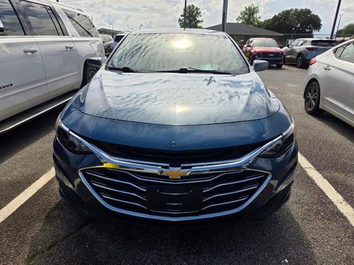 Lakeshore Blue Metallic 2024 Chevrolet Malibu LT
