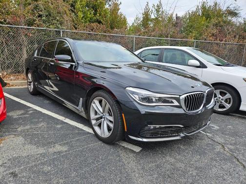 2018 BMW 750 i xDrive