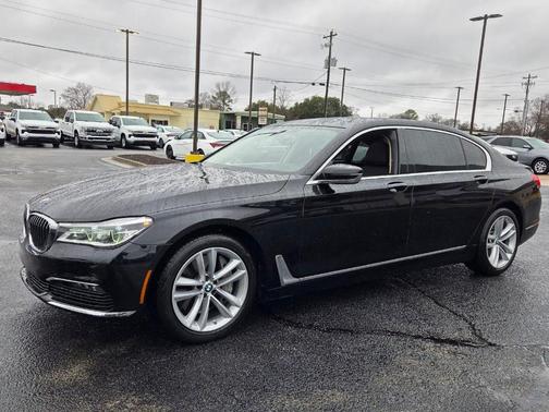 2018 BMW 750 i xDrive