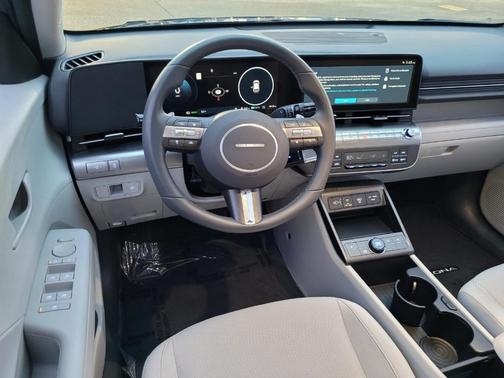 2025 Hyundai KONA EV SEL